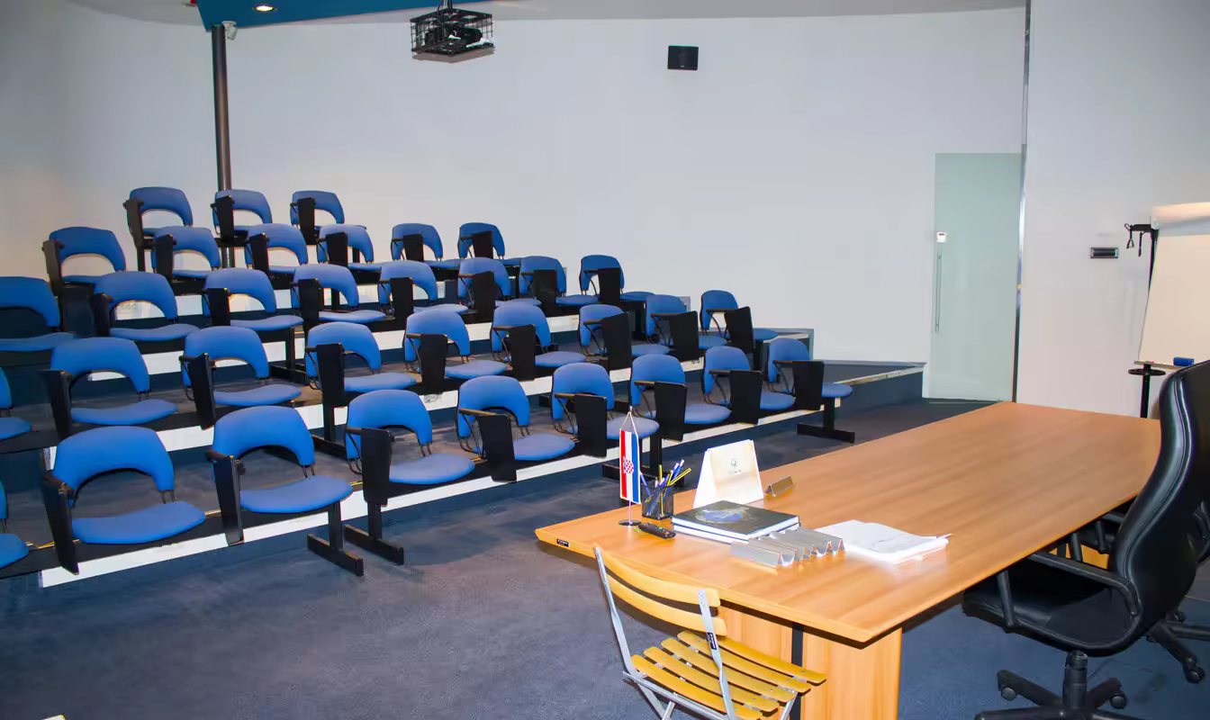Božić Adult Education College: fotografija 6